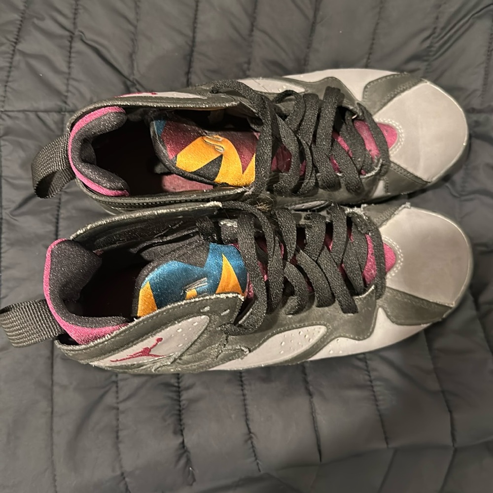 Jordan sneakers size 4y no box